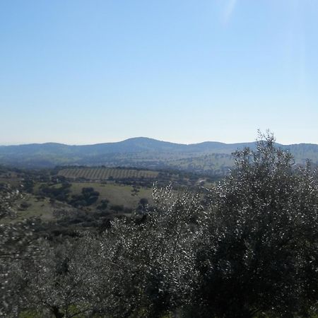 Apartamentos Rurales En Plena Sierra La Calera Exteriör bild