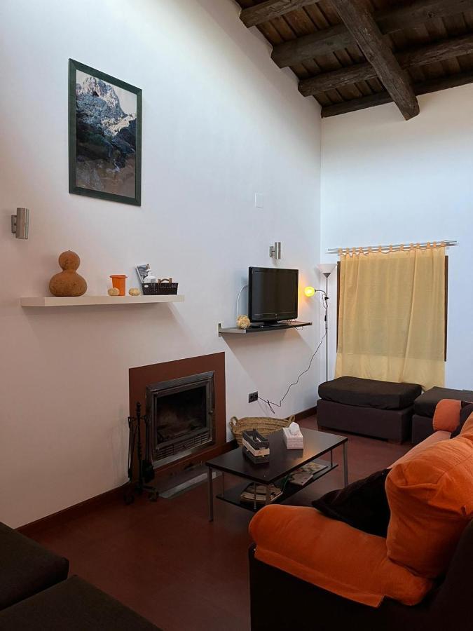 Apartamentos Rurales En Plena Sierra La Calera Exteriör bild
