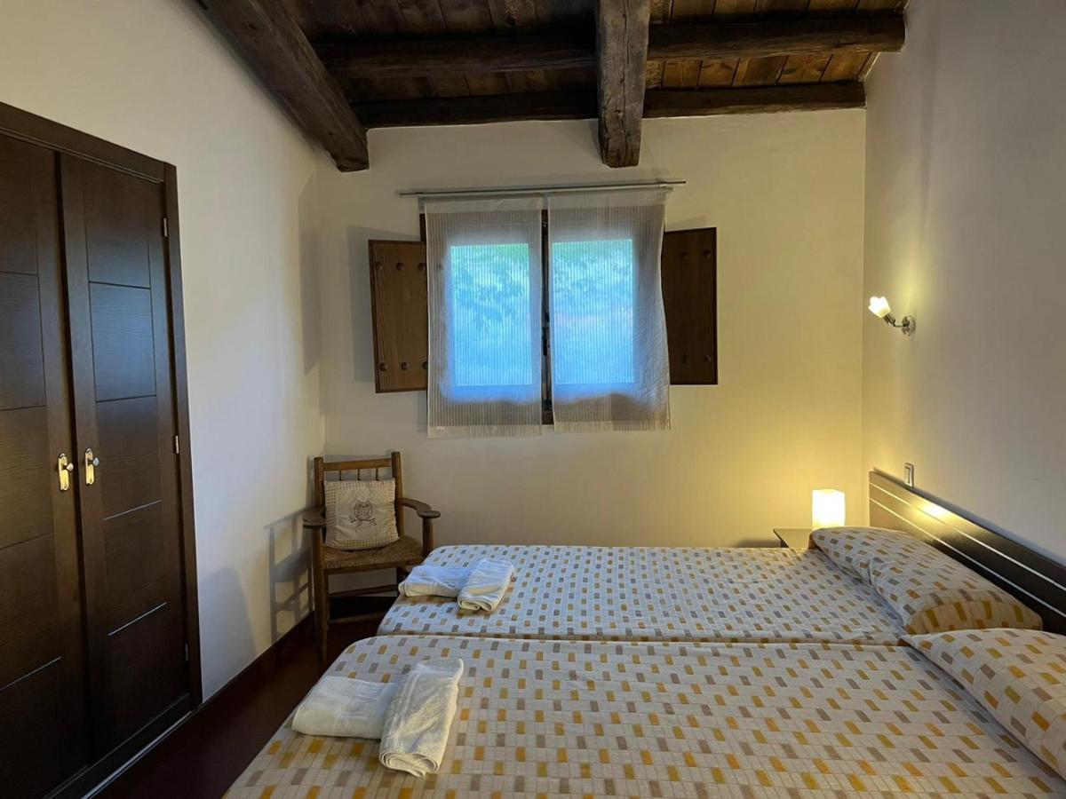 Apartamentos Rurales En Plena Sierra La Calera Exteriör bild